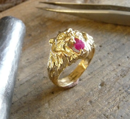 Bague tête de lion - or, kt